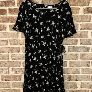 Cutest Little Floral Black Wrap Dress- Large
